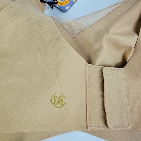 NWT Honeylove Crossover V-Neck Bra | Color Sand | Size XL - Picture 3 of 8